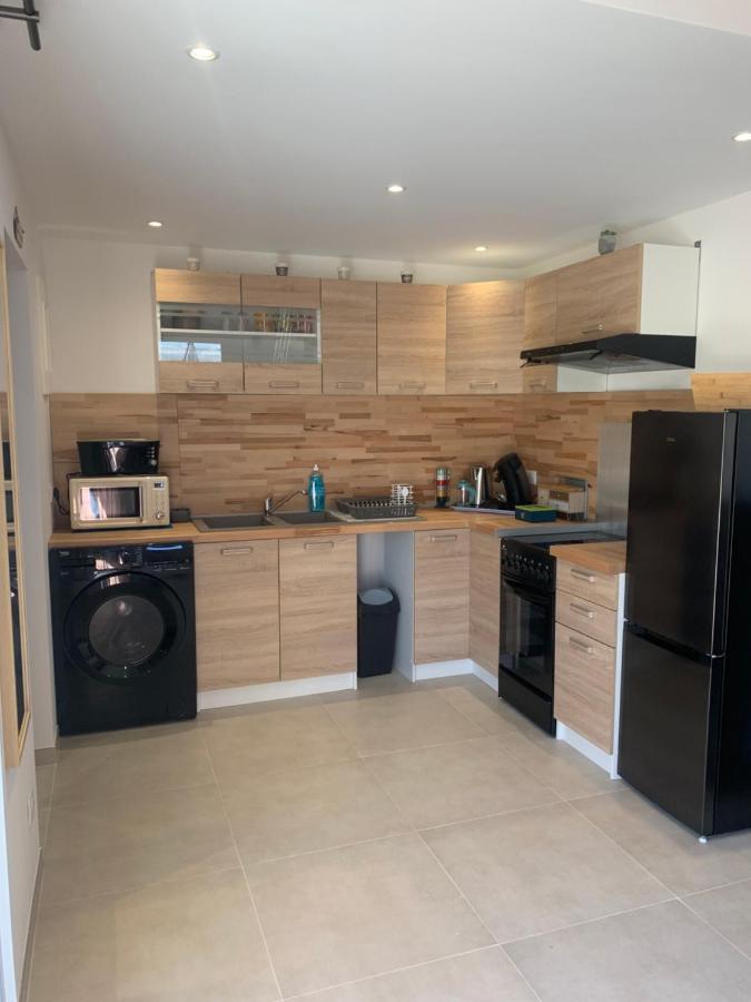 Mas Gabelys Superbe Vue Sainte Victoire Jardin Terrasse Et Piscine Apartment Trets Ngoại thất bức ảnh