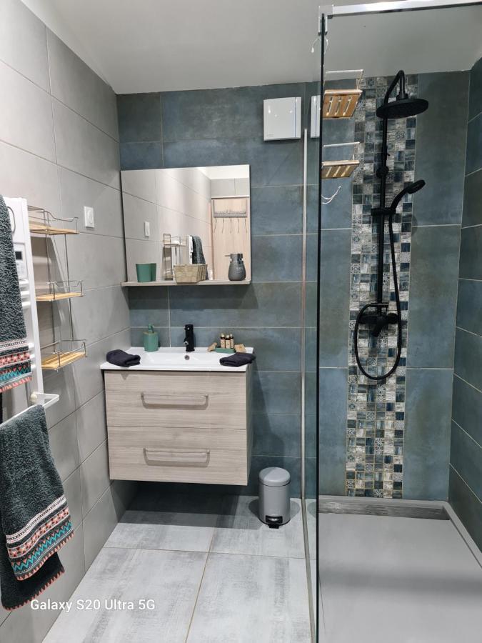 Mas Gabelys Superbe Vue Sainte Victoire Jardin Terrasse Et Piscine Apartment Trets Ngoại thất bức ảnh