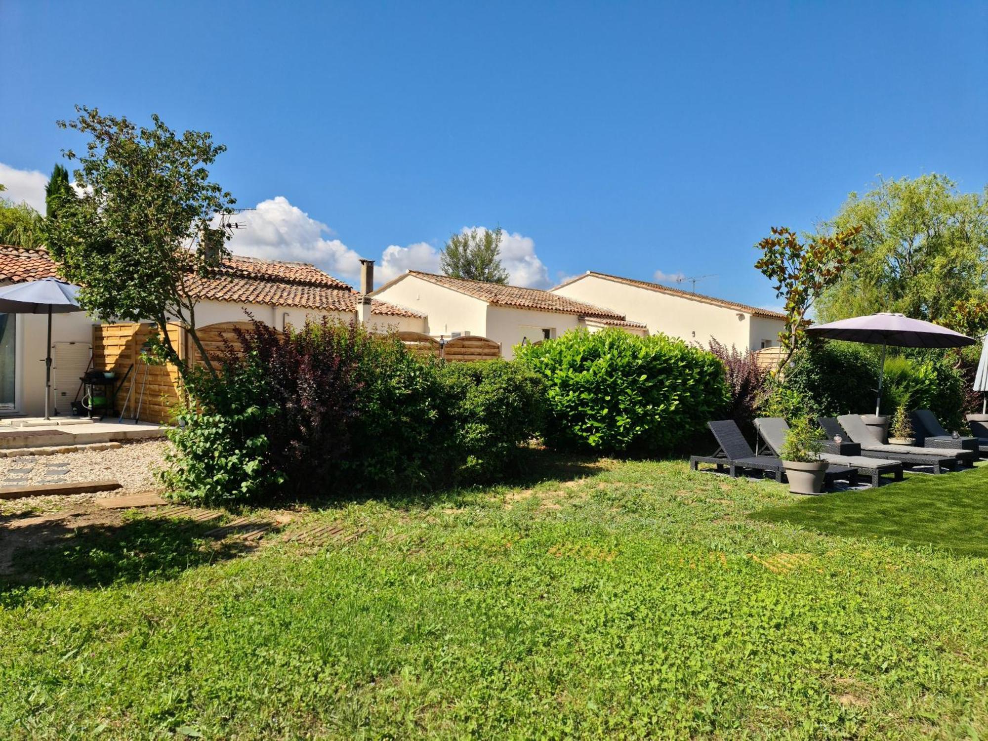 Mas Gabelys Superbe Vue Sainte Victoire Jardin Terrasse Et Piscine Apartment Trets Ngoại thất bức ảnh